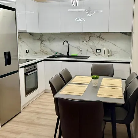 Apartment Xxxxxxx Xxx *